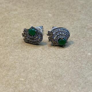 ピアス 星 本翡翠 ヒスイ 緑色 縁起物 誕生日プレゼント 金運...