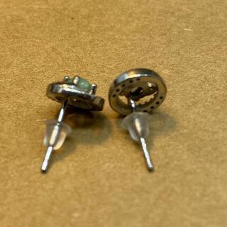 ピアス 本翡翠 ヒスイ 緑色 艶美麗 誕生日プレゼント 金運アップ 本物保証 2022072701の画像