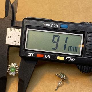 ピアス かわいい花 本翡翠 ヒスイ 緑色 誕生日プレゼント 金運アップ 本物保証26の画像