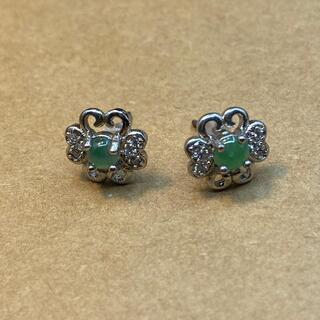 ピアス かわいい花 本翡翠 ヒスイ 緑色 誕生日プレゼント 金運...