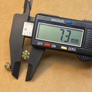 ピアス 本翡翠 ヒスイ 緑色 縁起物 誕生日プレゼント 天然石 本物保証31の画像