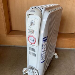 デロンギ　オイルヒーター　X字型 9枚フィン D091549EFS