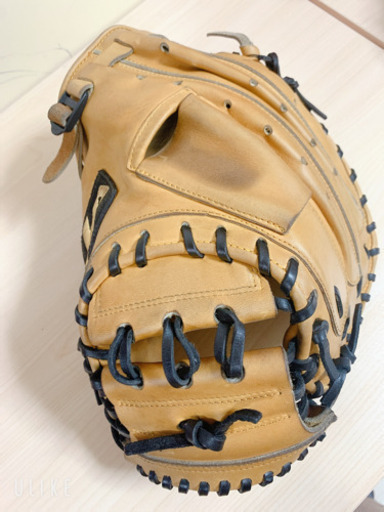 キャッチャーミット、投手用グローブ