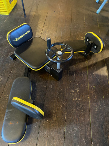 ボディメーカー　レッグストレッチャー