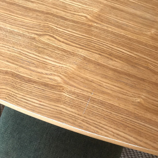 フランフランのダイニングテーブルと椅子二脚のセットの画像