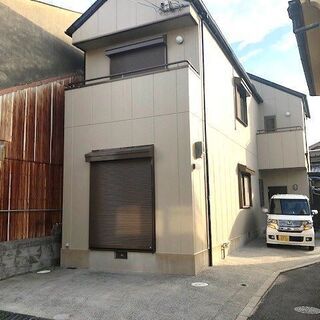 岸和田駅徒歩　５分貸家　駐車場２台付き
