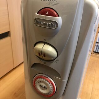 デロンギ オイルヒーター R030812ECFの画像