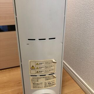 デロンギ オイルヒーター R030812ECFの画像