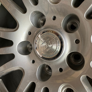 225/65R17 スタッドレスタイヤ　ホイール・ナット付の画像