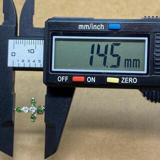 ピアス 十字架 本翡翠 ヒスイ 緑色 艶美麗 誕生日プレゼント 天然石 鑑別書有5 2022072605の画像