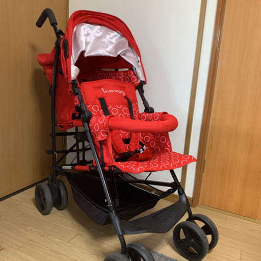 キンダーワゴン　Kinder wagon