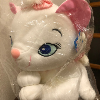 Disney ディズニー　マリーちゃん　大きなぬいぐるみの画像