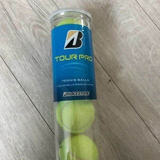 テニスボール