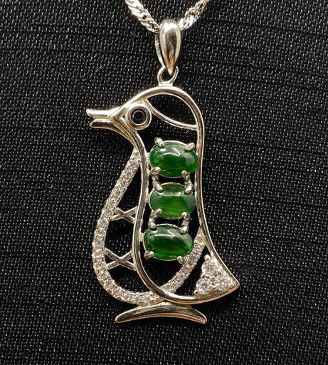 福袋 ネックレス ペンギン 本翡翠 氷ヒスイ 緑色 誕生日プレゼント 天然石 本物保証