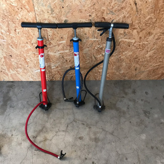 【商談中】自転車　空気入れ　右の銀色のみ
