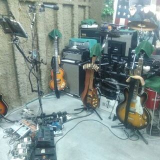 50～60～70～日英米男女RockPopsR&BGS年代全部Lylics&Code見てセッション楽しむ上手いセニア - バンド