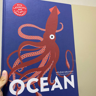 海外絵本‼️ 日本未発売品　OCEAN ハンドメイドの切り絵