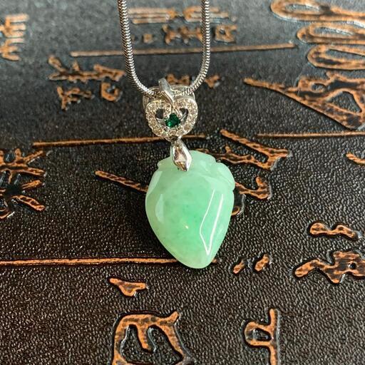 福袋 ネックレス 福瓜 本翡翠 ヒスイ 高級緑色 誕生日プレゼント 天然石 鑑別書有