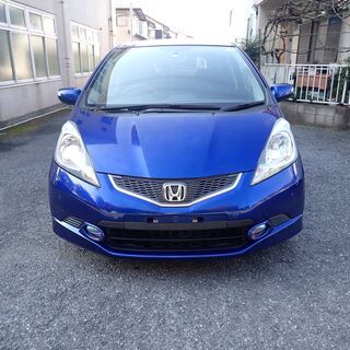フィット　ＲＳ*　検2年付*　ナビ*　ＴＶ*　ＤＶＤ*　ＥＴＣ*　Ｂカメラ*　ＨＩＤの画像
