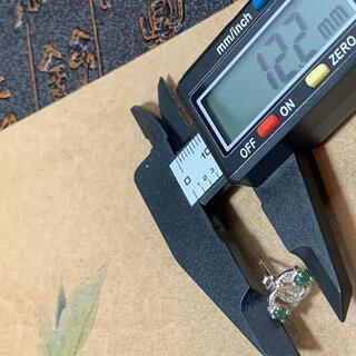 ピアス ミャンマー産 本翡翠 ヒスイ 緑色 艶やか　可愛い　誕生日プレゼント 鑑別書有 2022072204の画像