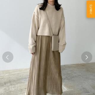 lian リアン クロップドニット　アイボリーの画像