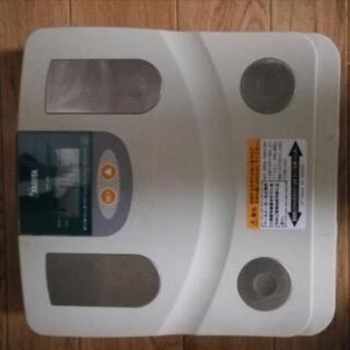 TANITA 体重計の画像