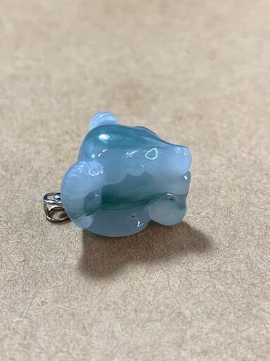 福袋 ネックレス かわいい羊 本翡翠 氷ヒスイ 青色 18kゴールド誕生日プレゼント 鑑別書有