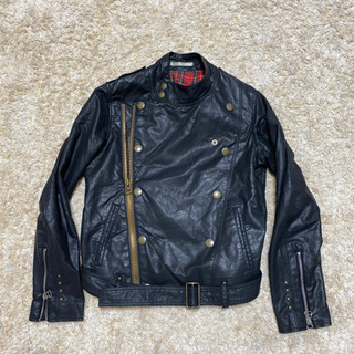 レディースジャケットの画像