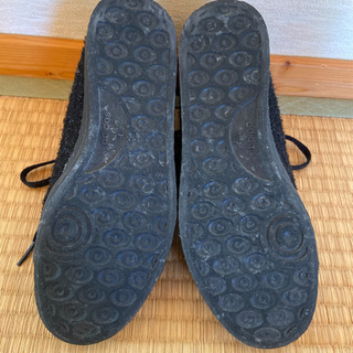 ❤️ アディダス ハイカット スニーカー 23.0の画像