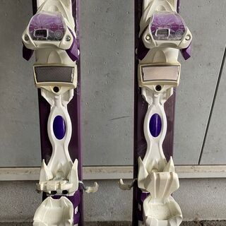 初心者、女性用向けスキー板の画像