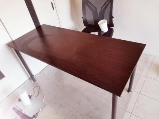 値下げしました！【美品】パソコンデスク 山善　幅140×奥行60×高さ70cm (耐荷重80kg)ダークブラウン 【11月29日〜12月1日に取りにこれる方限定】