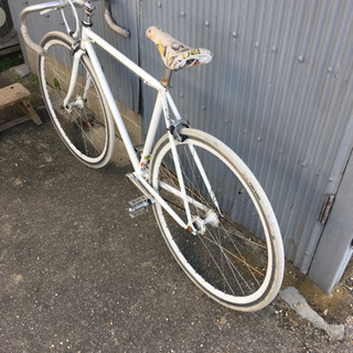 ピストバイク　ガンウェル白の画像