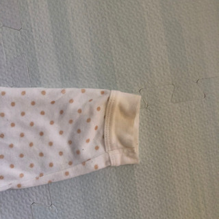 中古ベビー服(冬用)女の子用4枚セットの画像