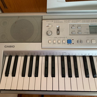 カシオ　キーボードの画像