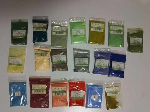 岩絵具 1kg以上詰め合わせ