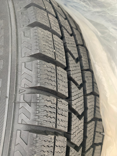 美品　2018年購入FITタイヤ175/65R15