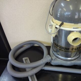【商談中】　◇業務用掃除機/乾・湿両用型バキュームクリーナー◇