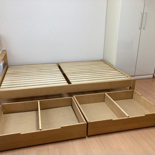 無印良品引き出し付きセミダブルベッド