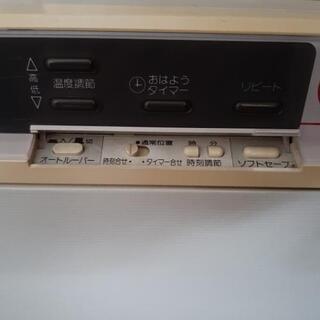 石油ファンヒーターの画像