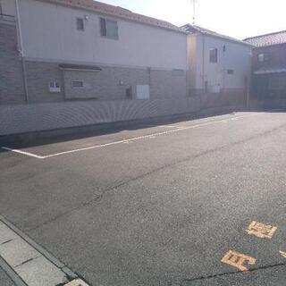 早い者勝ち！南柏駅　東口側　ソフトバンク敷地内月極駐車場　新規募集始めましたの画像