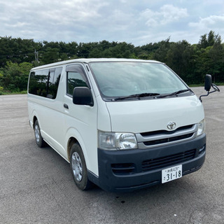 TOYOTA レジアスエース 白