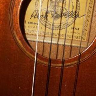 !!アメリカンヴィンテージ ファビラ バリトンウクレレ ハードケース付属!!の画像