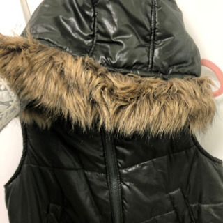レディース　ダウンベストの画像