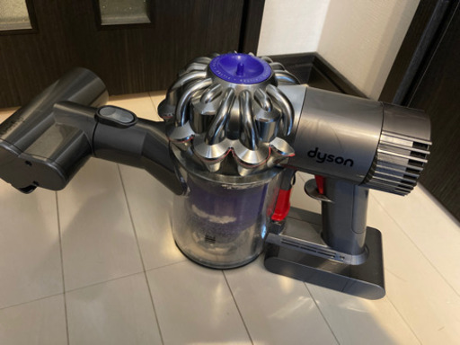 ダイソン　dyson DC62 コードレスクリーナー　掃除機