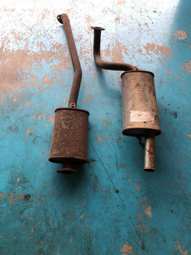 KP61用トラスト中間パイプとマフラー