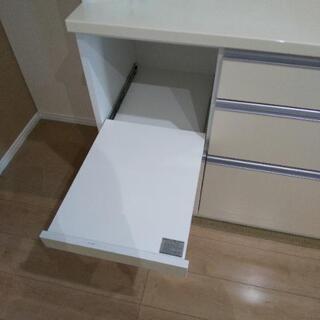 【受渡予定者決定】食器棚 キッチンボード 白色の画像
