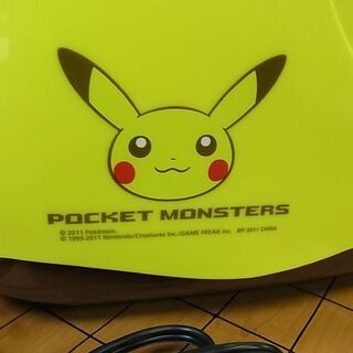 セール中につき、通常特価2,178円より半額の1,089円!　ポケモン　ピカチュウ　オーブントースター　ポップアップ式　産電子　BPKTS-715　2011年製の画像