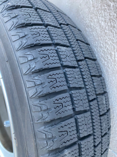 中古　スタッドレスタイヤ　155/65R14