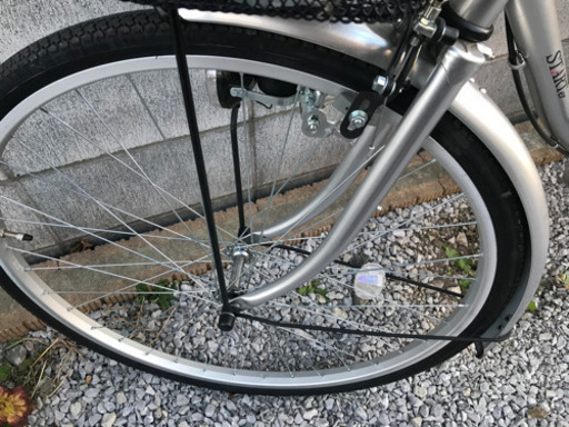 (決定)ママチャリ　26インチ　シルバー　自転車用チャイルドシート付き