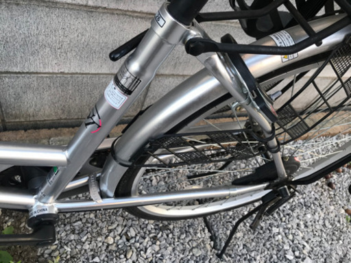 (決定)ママチャリ　26インチ　シルバー　自転車用チャイルドシート付き